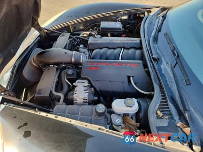 Zdjęcie 11 z 12 samochodu: 2010 CHEV CORVETTE VIN:1G1YE3DW1A5108631 - miniatura