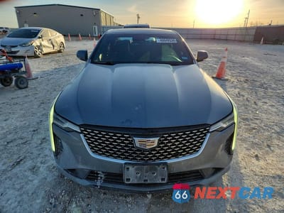 Piąte zdjęcie samochodu w środku: 2020 CADILLAC CT4 LUXURY VIN:1G6DJ5RK9L0141513 - miniatura