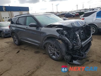 Czwarte zdjęcie samochodu z boku: 2025 FORD EXPLORER ACTIVE VIN:1FMUK8DH4SGC10021 - miniatura