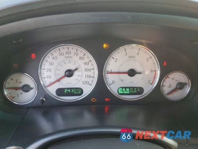 Zdjęcie 9 z 12 samochodu: 2005 CHRYSLER TOWN & COUNTRY LIMITED VIN:2C8GP64L45R165594 - miniatura