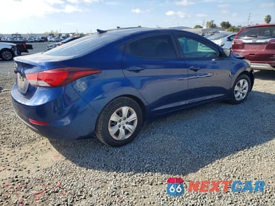 Trzecie zdjęcie samochodu z tyłu: 2016 HYUNDAI ELANTRA SE VIN:5NPDH4AE1GH703504 - miniatura