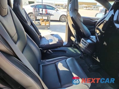 Zdjęcie 10 z 12 samochodu: 2016 TESLA MODEL X VIN:5YJXCBE26GF021314 - miniatura