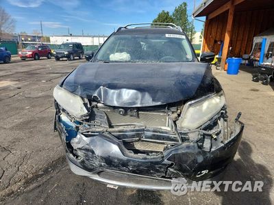 Piąte zdjęcie samochodu w środku: 2015 NISSAN ROGUE SV VIN:KNMAT2MTXFP581664 - miniatura