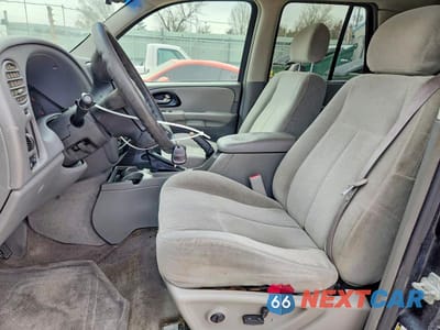 Zdjęcie 7 z 11 samochodu: 2005 CHEVROLET TRAILBLAZER LS VIN:1GNDT13S552300664 - miniatura