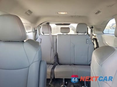 Zdjęcie 10 z 13 samochodu: 2022 TOYOTA SIENNA XLE 7-PASSENGER VIN:5TDJRKEC9NS134888 - miniatura