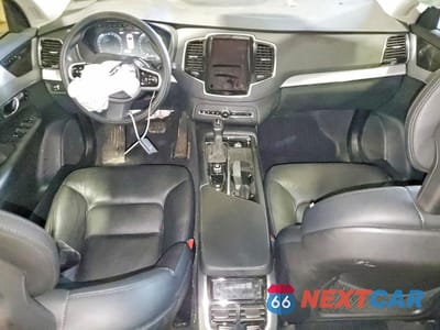 Zdjęcie 8 z 12 samochodu: 2022 VOLVO XC90 T5 MOMENTUM VIN:YV4102PK5N1816059 - miniatura