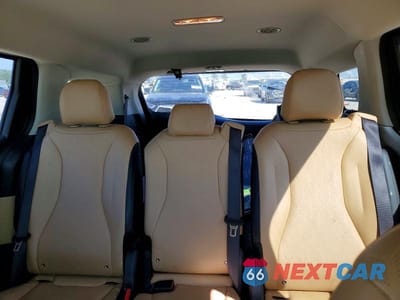 Zdjęcie 10 z 14 samochodu: 2024 KIA CARNIVAL LX VIN:KNDNB4H30R6433902 - miniatura