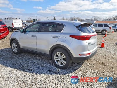 Drugie zdjęcie samochodu z przodu: 2019 KIA SPORTAGE LX VIN:KNDPMCAC1K7610559 - miniatura