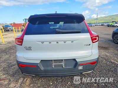 Zdjęcie 6 z 12 samochodu: 2020 VOLVO XC40 T5 R-DESIGN VIN:YV4162UMXL2249942 - miniatura