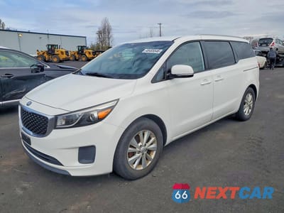 2015 KIA SEDONA LX KNDMB5C12F6066052 - główne zdjęcie licytacji z USA - miniatura