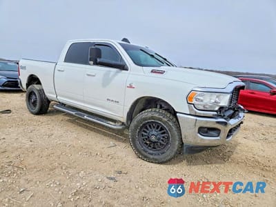 Czwarte zdjęcie samochodu z boku: 2020 RAM 2500 BIG HORN VIN:3C6UR5DL2LG160283 - miniatura