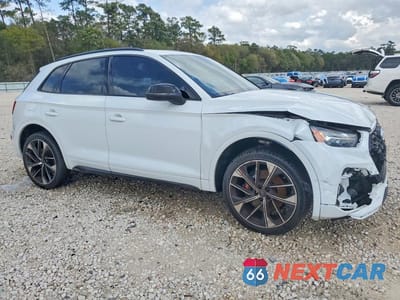 Czwarte zdjęcie samochodu z boku: 2021 AUDI SQ5 PREMIUM PLUS VIN:WA1B4AFY4M2009532 - miniatura
