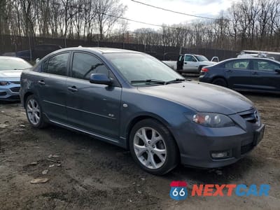 Czwarte zdjęcie samochodu z boku: 2008 MAZDA 3 S VIN:JM1BK323581182120 - miniatura