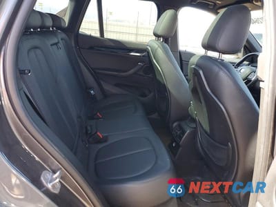 Zdjęcie 10 z 12 samochodu: 2016 BMW X1 XDRIVE28I VIN:WBXHT3Z3XG4A49112 - miniatura