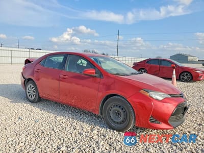 Czwarte zdjęcie samochodu z boku: 2017 TOYOTA COROLLA LE VIN:5YFBURHE0HP631365 - miniatura