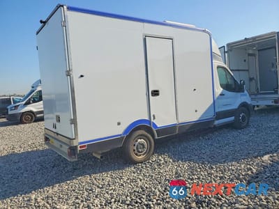 Trzecie zdjęcie samochodu z tyłu: 2020 FORD TRANSIT DELIVERY TRUCK VIN:1FDBW5Z86LKB24940 - miniatura