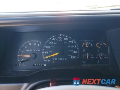 Zdjęcie 9 z 12 samochodu: 1999 CHEVROLET TAHOE C1500 VIN:1GNEC13R3XJ551161 - miniatura