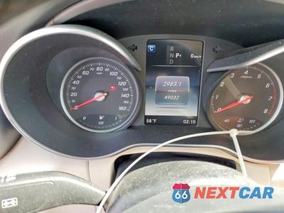 Zdjęcie 9 z 12 samochodu: 2017 MERCEDES-BENZ C 300 4MATIC VIN:55SWF4KB0HU207563 - miniatura