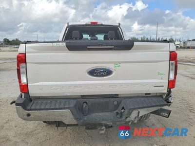 Zdjęcie 6 z 12 samochodu: 2017 FORD F250 SUPER DUTY VIN:1FT7W2B6XHEC21842 - miniatura