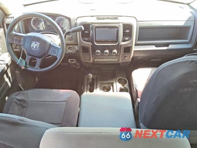 Zdjęcie 8 z 11 samochodu: 2015 RAM 2500 ST VIN:3C6UR5HL4FG576785 - miniatura