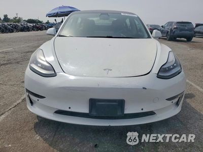 Piąte zdjęcie samochodu w środku: 2020 TESLA MODEL 3 VIN:5YJ3E1EA2LF745165 - miniatura