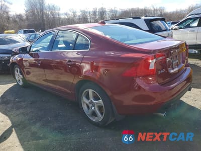 Drugie zdjęcie samochodu z przodu: 2013 VOLVO S60 T5 VIN:YV1612FS4D1231747 - miniatura