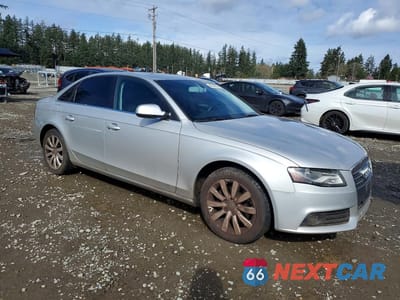 Czwarte zdjęcie samochodu z boku: 2011 AUDI A4 PREMIUM PLUS VIN:WAUEFAFL4BN012005 - miniatura