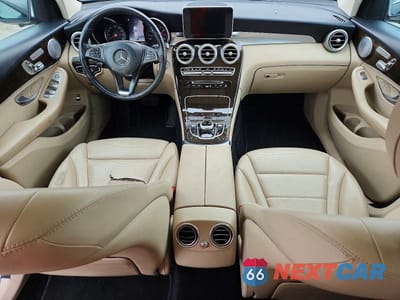 Zdjęcie 8 z 13 samochodu: 2019 MERCEDES-BENZ GLC 300 4MATIC VIN:WDC0G4KB1KF558855 - miniatura