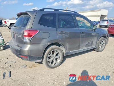 Trzecie zdjęcie samochodu z tyłu: 2017 SUBARU FORESTER 2.5I TOURING VIN:JF2SJATC5HH482111 - miniatura