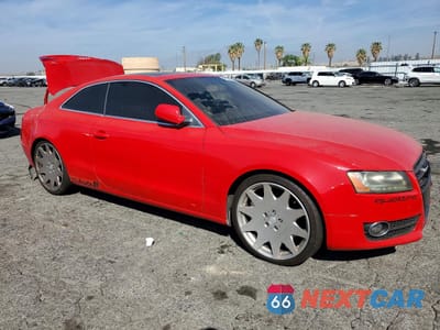 Czwarte zdjęcie samochodu z boku: 2010 AUDI A5 PREMIUM PLUS VIN:WAULFAFR0AA073191 - miniatura