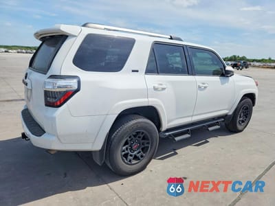 Trzecie zdjęcie samochodu z tyłu: 2023 TOYOTA 4RUNNER SR5 VIN:JTEEU5JR7P5292341 - miniatura