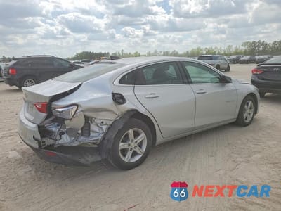 Trzecie zdjęcie samochodu z tyłu: 2019 CHEVROLET MALIBU LS VIN:1G1ZC5ST3KF116658 - miniatura