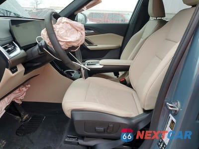 Zdjęcie 7 z 13 samochodu: 2024 BMW X1 XDRIVE28I VIN:WBX73EF03R5Y98431 - miniatura