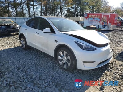 Czwarte zdjęcie samochodu z boku: 2023 TESLA MODEL Y VIN:7SAYGDEE8PA173058 - miniatura