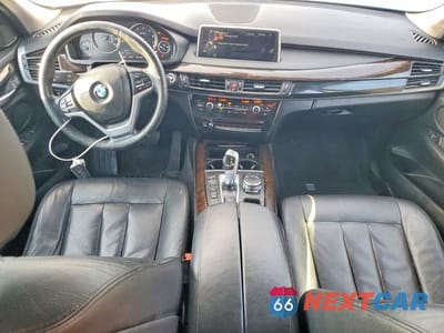 Zdjęcie 8 z 13 samochodu: 2015 BMW X5 XDRIVE35I VIN:5UXKR0C5XF0K69698 - miniatura
