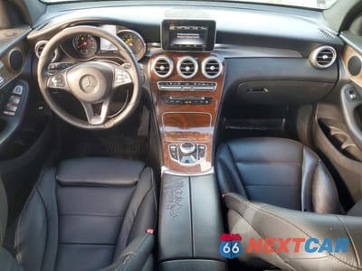 Zdjęcie 8 z 12 samochodu: 2018 MERCEDES-BENZ GLC 300 VIN:WDC0G4JB7JV053960 - miniatura