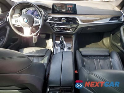 Zdjęcie 8 z 12 samochodu: 2019 BMW 530E VIN:WBAJA9C52KB388351 - miniatura