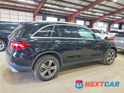 Trzecie zdjęcie samochodu z tyłu: 2019 MERCEDES-BENZ GLC 300 4MATIC VIN:WDC0G4KB3KF558095 - miniatura