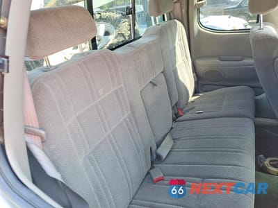 Zdjęcie 10 z 12 samochodu: 2002 TOYOTA TUNDRA SR5 V8 VIN:5TBRT34132S319730 - miniatura