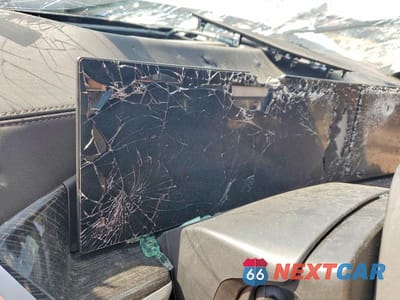 Zdjęcie 9 z 13 samochodu: 2026 BMW X6 XDRIVE40I VIN:5UX33EX07T9134090 - miniatura