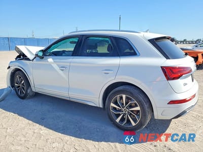 Drugie zdjęcie samochodu z przodu: 2021 AUDI Q5 PREMIUM VIN:WA1AAAFY0M2079906 - miniatura