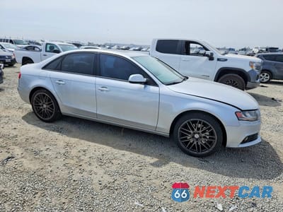 Czwarte zdjęcie samochodu z boku: 2010 AUDI A4 PREMIUM VIN:WAUBFAFLXAN054602 - miniatura