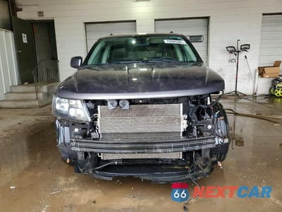 Piąte zdjęcie samochodu w środku: 2018 DODGE JOURNEY CROSSROAD VIN:3C4PDDGG7JT421893 - miniatura