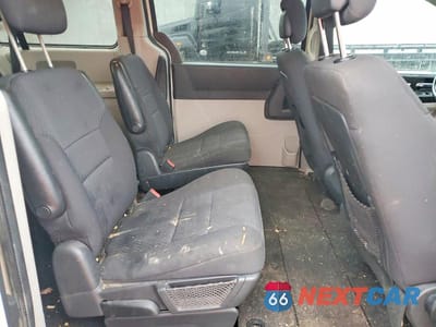 Zdjęcie 11 z 14 samochodu: 2010 DODGE GRAND CARAVAN SE VIN:2D4RN4DE3AR464898 - miniatura