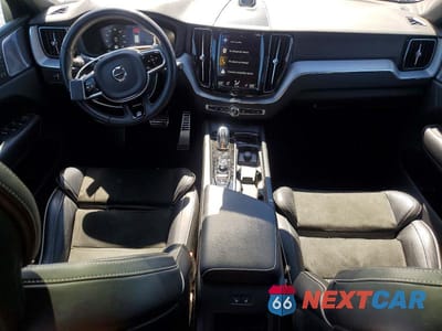 Zdjęcie 8 z 13 samochodu: 2019 VOLVO XC60 T8 R-DESIGN VIN:LYVBR0DM2KB283437 - miniatura