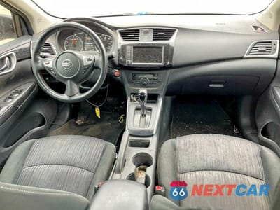 Zdjęcie 9 z 10 samochodu: 2019 NISSAN SENTRA SV VIN:3N1AB7AP4KY447025 - miniatura