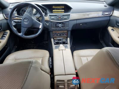 Zdjęcie 8 z 13 samochodu: 2010 MERCEDES-BENZ E 550 4MATIC VIN:WDDHF9AB3AA236651 - miniatura