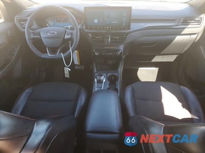 Zdjęcie 8 z 12 samochodu: 2023 FORD ESCAPE ST LINE SELECT VIN:1FMCU9NA7PUB20447 - miniatura