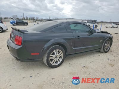Trzecie zdjęcie samochodu z tyłu: 2005 FORD MUSTANG GT VIN:1ZVHT82H655185822 - miniatura