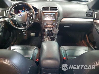 Zdjęcie 8 z 14 samochodu: 2016 FORD EXPLORER XLT VIN:1FM5K8D83GGB83440 - miniatura